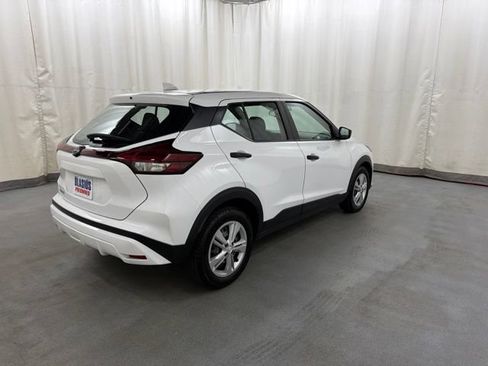 Used 2024 Nissan Kicks S FWD image 6