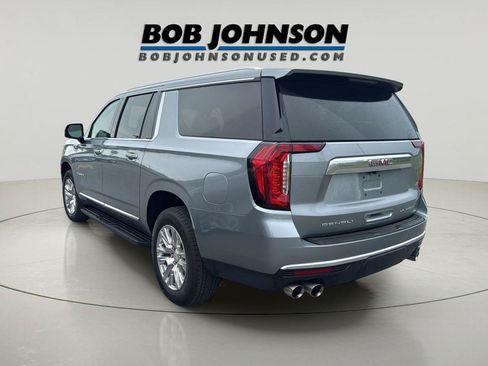 Used 2024 GMC Yukon XL Denali AWD/4WD image 12