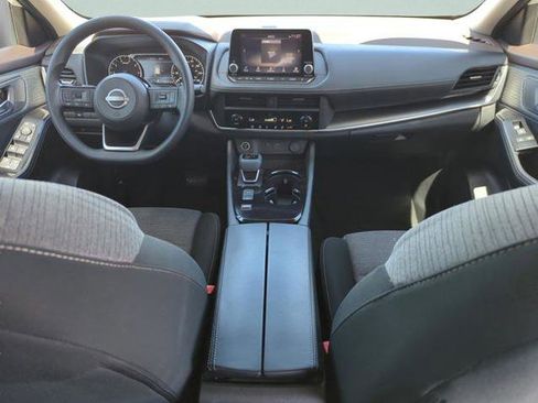 Certified 2023 Nissan Rogue SV image 23