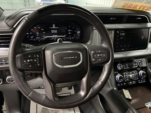 Used 2024 GMC Yukon Denali Ultimate AWD/4WD image 26