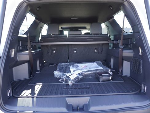 New 2026 Toyota 4Runner Limited image 11