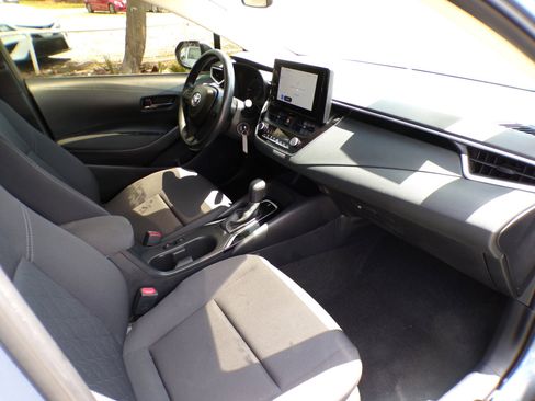 Used 2024 Toyota Corolla LE image 18