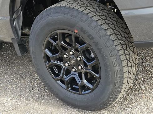 New 2026 Ford F150 Lariat w/ FX4 Off-Road Package image 9