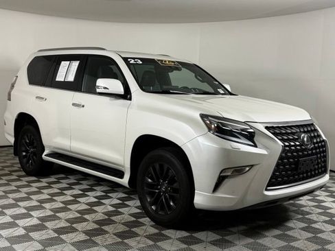 Used 2023 Lexus GX 460 Premium w/ Premium Package AWD/4WD image 11