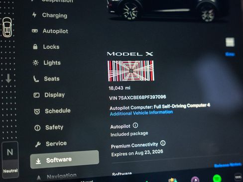 Used 2023 Tesla Model X Plaid image 48