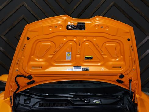 Used 2020 Lamborghini Huracan EVO image 31