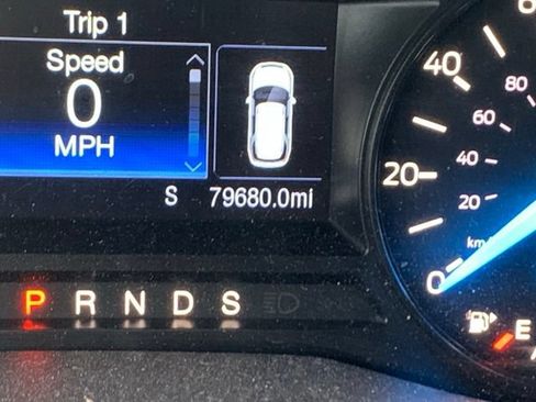Used 2019 Ford Explorer XLT FWD image 10