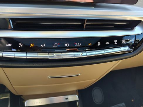 New 2026 Cadillac Lyriq Signature Luxury image 19