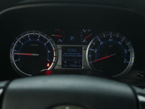 Used 2019 Toyota 4Runner TRD Off-Road Premium image 23