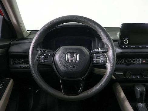 Used 2023 Honda Accord LX image 32