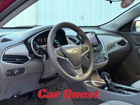 Used 2023 Chevrolet Malibu LT FWD image 10