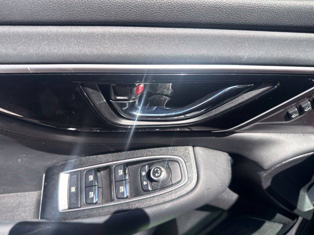 Used 2023 Subaru Outback Limited AWD/4WD image 11