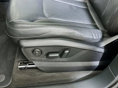 Used 2018 Audi Q7 3.0T Premium Plus AWD/4WD image 19