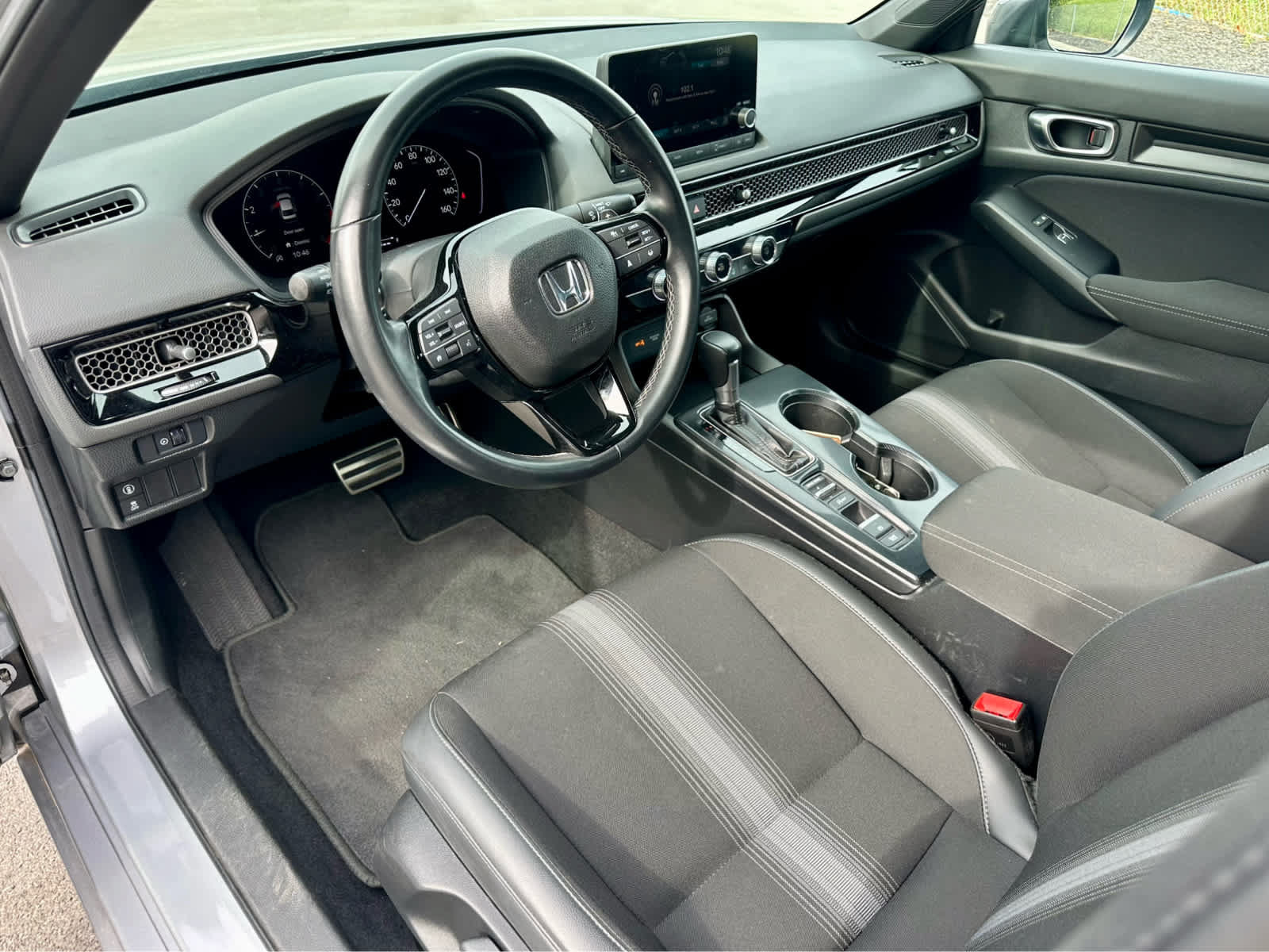 Used 2023 Honda Civic Sport image 10