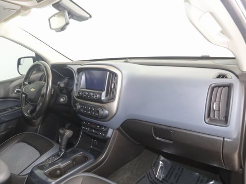 Used 2018 Chevrolet Colorado Z71 image 35
