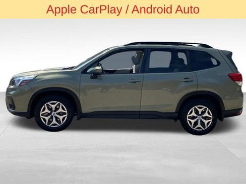 Used 2019 Subaru Forester Premium AWD/4WD image 5