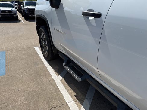 Used 2024 Chevrolet Silverado 2500 Custom w/ Custom Value Package AWD/4WD image 11