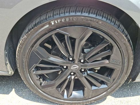 Used 2024 Nissan Altima 2.5 SR FWD image 8