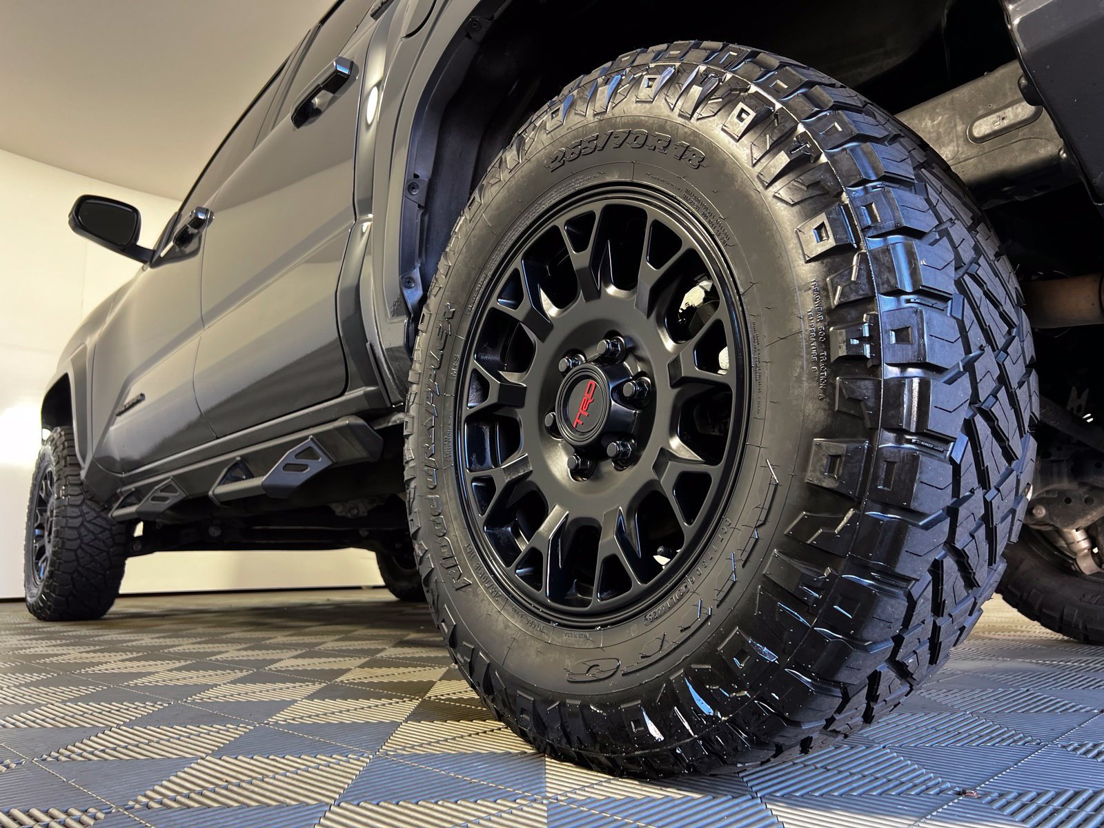 Certified 2025 Toyota Tacoma SR5 AWD/4WD image 25