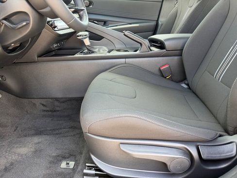 New 2026 Hyundai Elantra Sport FWD image 9