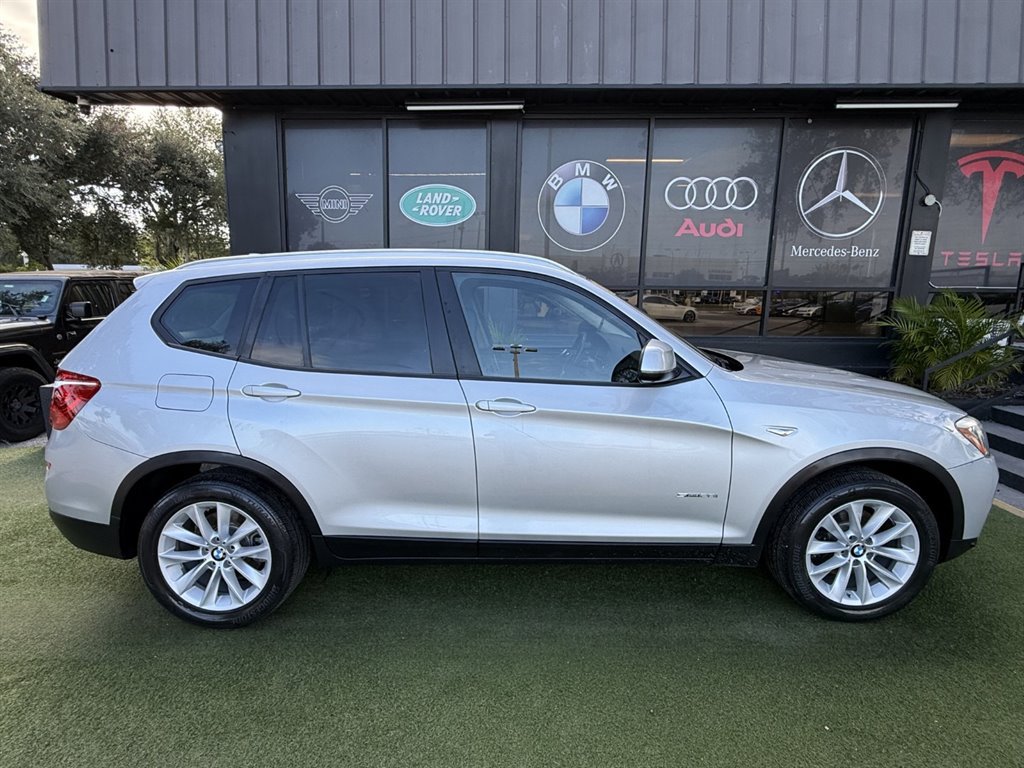 Used 2017 BMW X3 sDrive28i RWD image 8