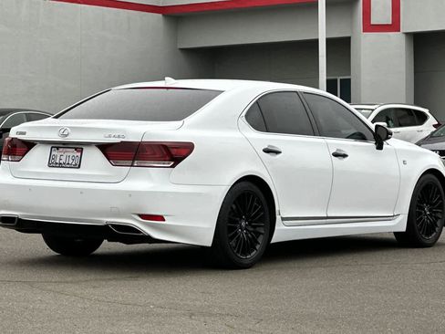 Used 2015 Lexus LS 460 image 2