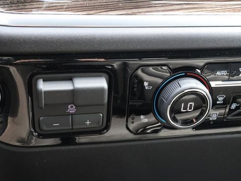 New 2026 Chevrolet Silverado 2500 LT w/ All Star Edition AWD/4WD image 29