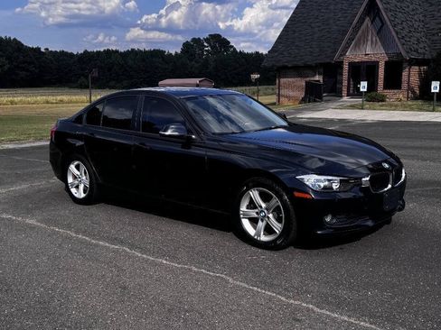 Used 2013 BMW 328i Sedan RWD image 2