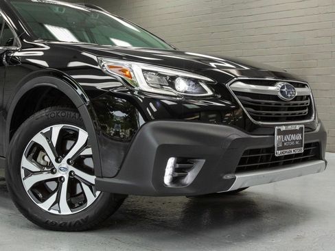 Used 2021 Subaru Outback Limited image 8