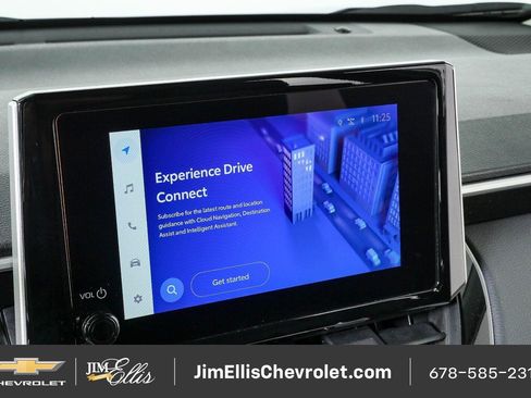 Used 2025 Toyota Corolla Cross XLE FWD image 13