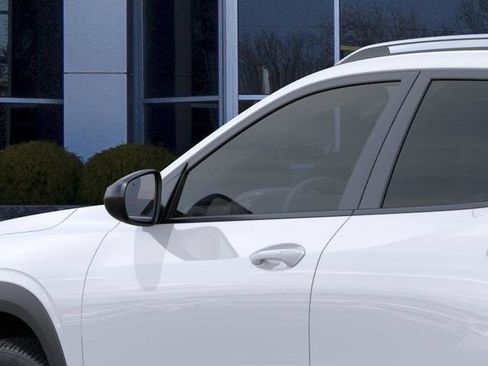 New 2026 Chevrolet Trax ACTIV FWD image 12