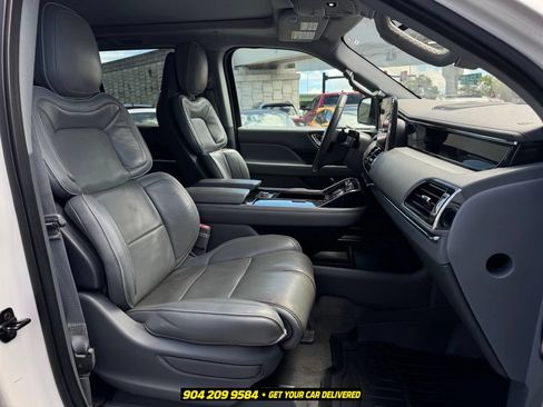 Used 2018 Lincoln Navigator L Select w/ Technology Package RWD image 25