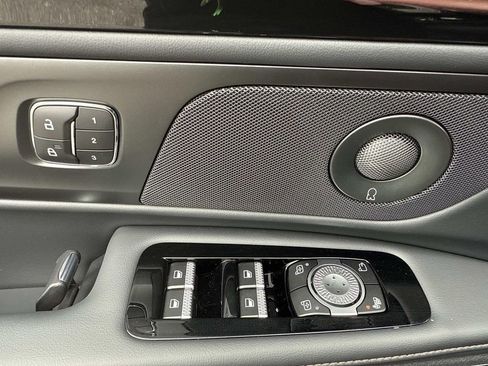 New 2026 Lincoln Nautilus Premier w/ Equipment Group 102A image 19