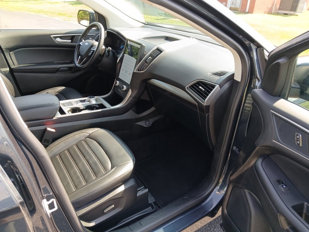 Used 2024 Ford Edge SEL AWD/4WD image 33
