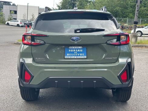 Used 2025 Subaru Crosstrek 2.5i Limited w/ Crosstrek Mirror Package AWD/4WD image 4