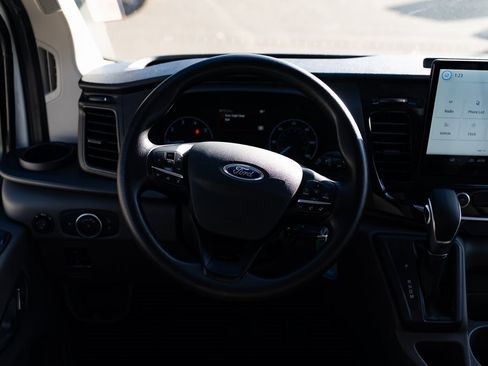 Used 2023 Ford Transit 350 XLT image 11