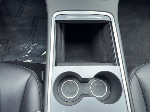 Used 2023 Tesla Model 3 Standard Range image 25