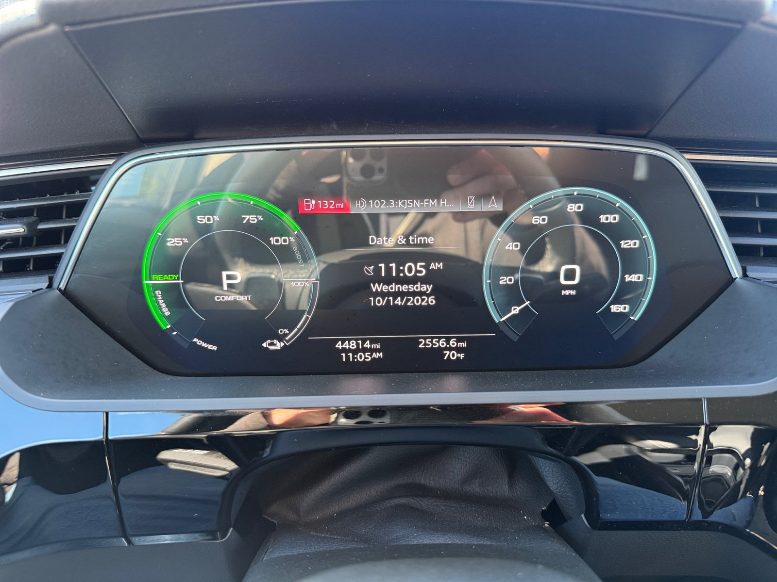 Used 2024 Audi Q8 e-tron Premium Plus AWD/4WD image 11