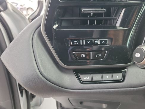 Used 2025 Lexus TX 500h AWD w/ Technology Package image 25