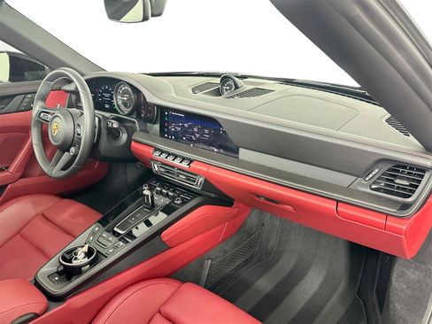 Certified 2024 Porsche 911 Targa 4 GTS image 34