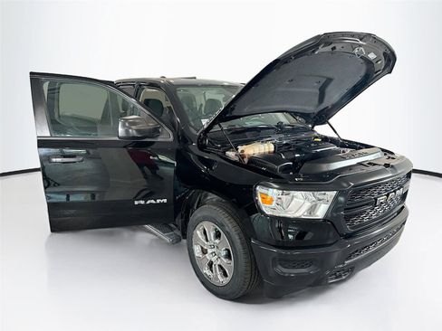 Used 2020 RAM 1500 HFE RWD image 35