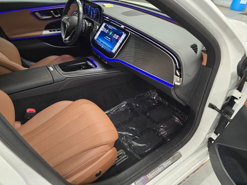 Used 2025 Mercedes-Benz E 350 Sedan image 31