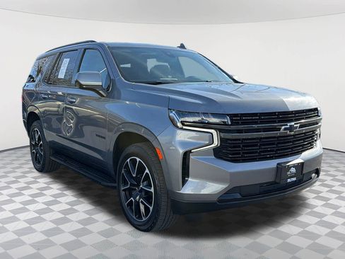 Used 2021 Chevrolet Tahoe RST image 3