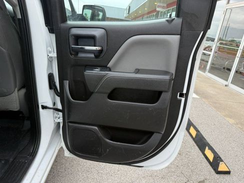 Used 2015 Chevrolet Silverado 2500 W/T image 25