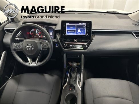 Used 2022 Toyota Corolla Cross LE image 14