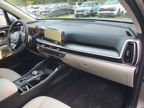 New 2025 Kia Sorento EX w/ EX Panoramic Sunroof Package image 28
