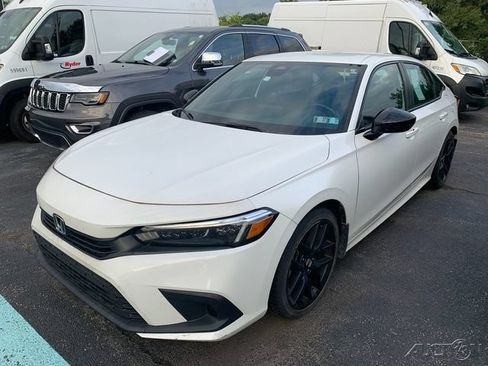 Used 2022 Honda Civic Sport image 1