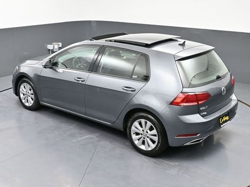 Used 2021 Volkswagen Golf 4-Door image 44