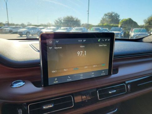 Used 2022 Lincoln Aviator Reserve w/ Equipment Group 201A image 22