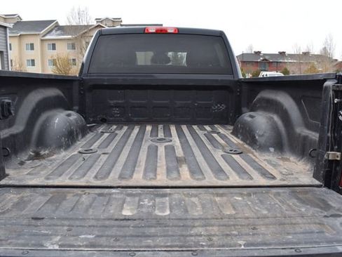 Used 2016 RAM 2500 Tradesman w/ Chrome Appearance Group AWD/4WD image 8
